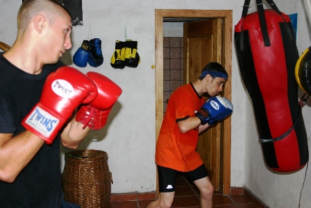 Niente vacanze per la boxe a Paola