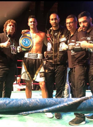 Faraci si conferma Campione Italiano Mediomassimi #ProBoxe 