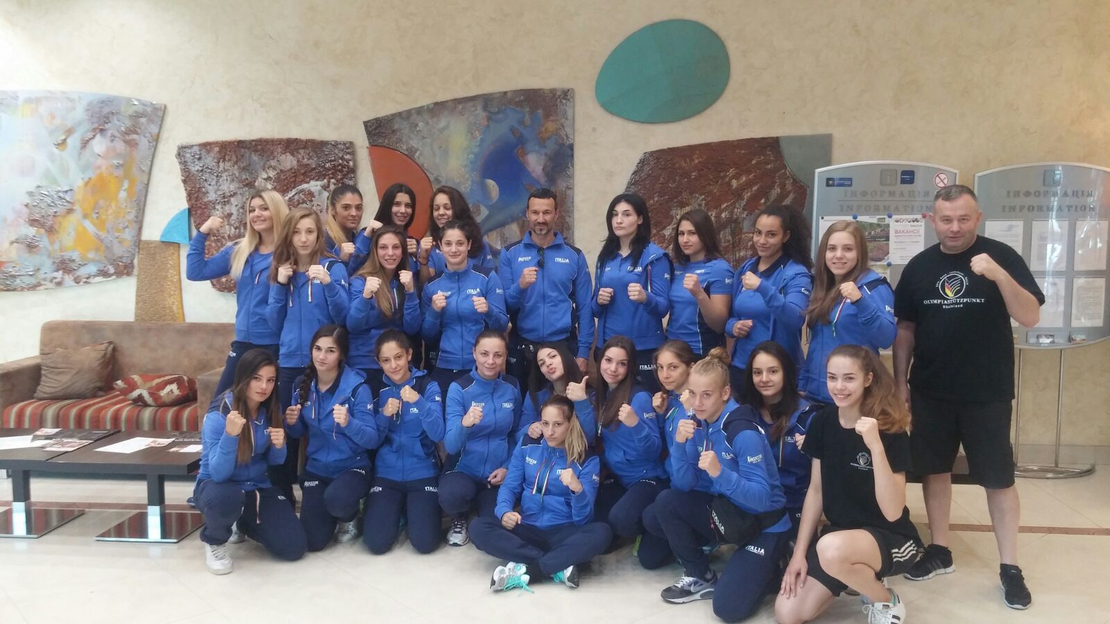 Dracula Open 2024 - 3 Ori, 3 Argenti e 5 Bronzi + Miglior Boxer Torneo Youth Femminile per l'Italia Boxing Team