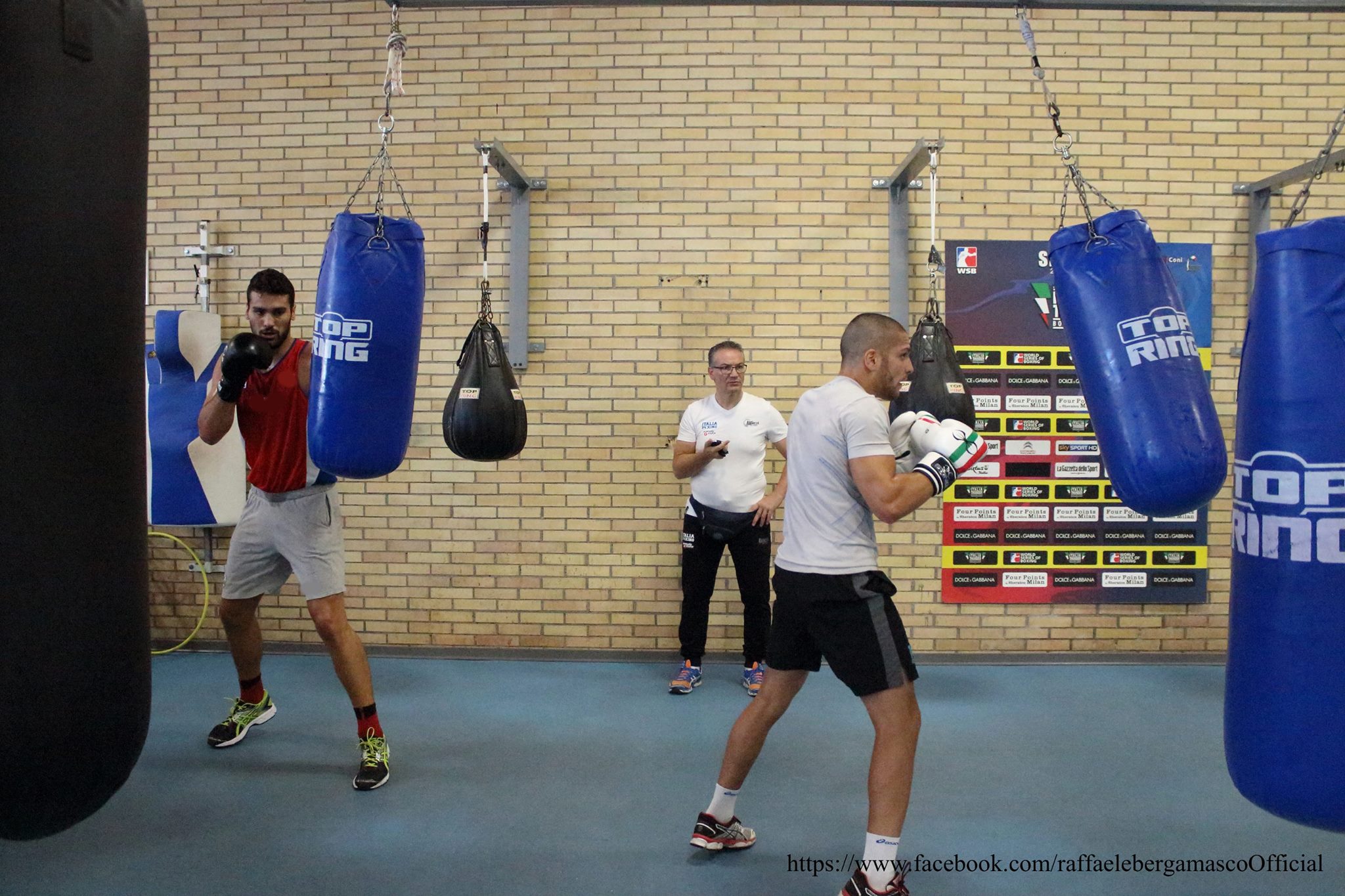 Azzurri in allenamento ad Assisi con Irlanda, Bielorussia, Azerbaijan e Bulgaria in vista del Mondiale di #Doha2015 #ItaBoxing #noisiamoenergia