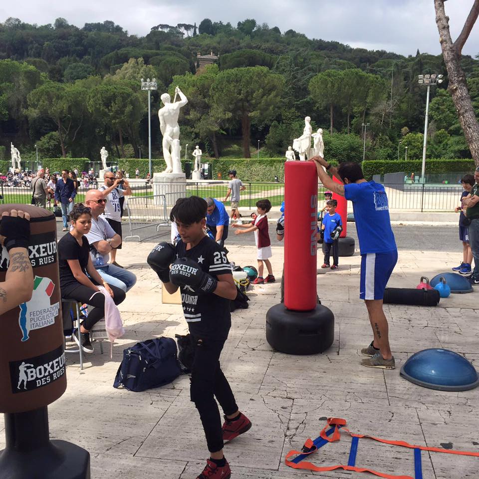 Tanti piccoli appassionati nell'Area Gym Boxe al Foro Italico per la XIII Giornata Nazionale dello Sport. Guest Star Roby Cammarelle #GymBoxe